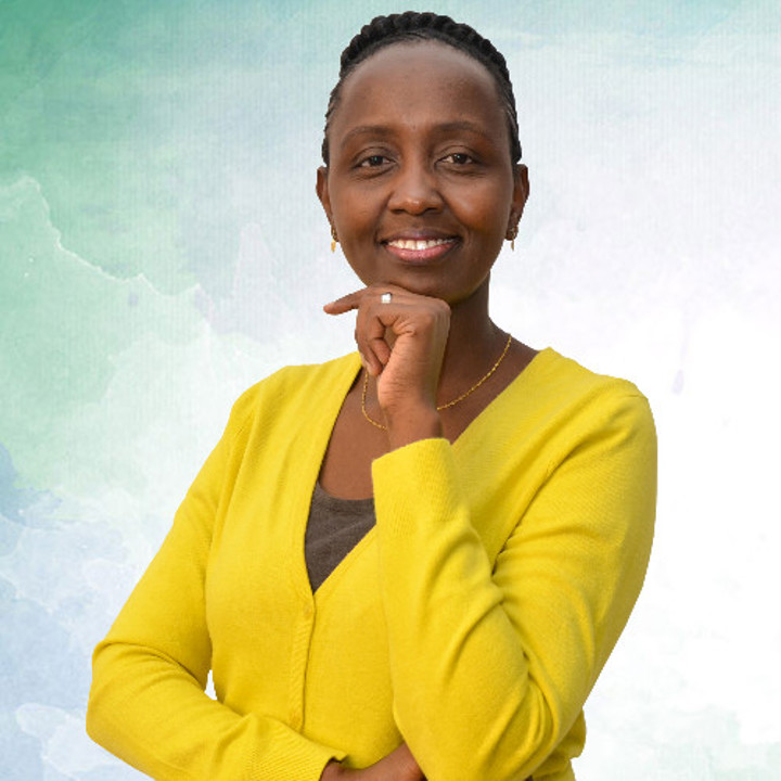 Angela  Mwenda